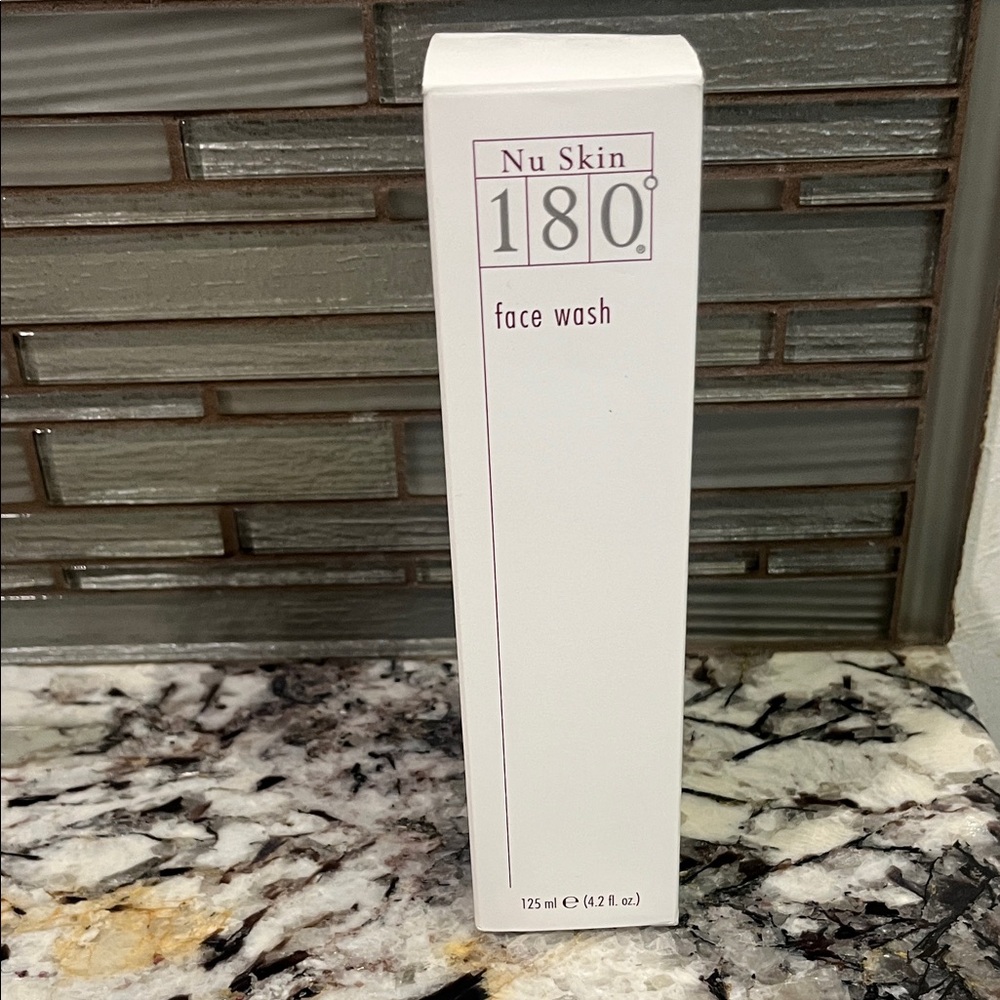 Nu Skin 180 Face Wash - White
